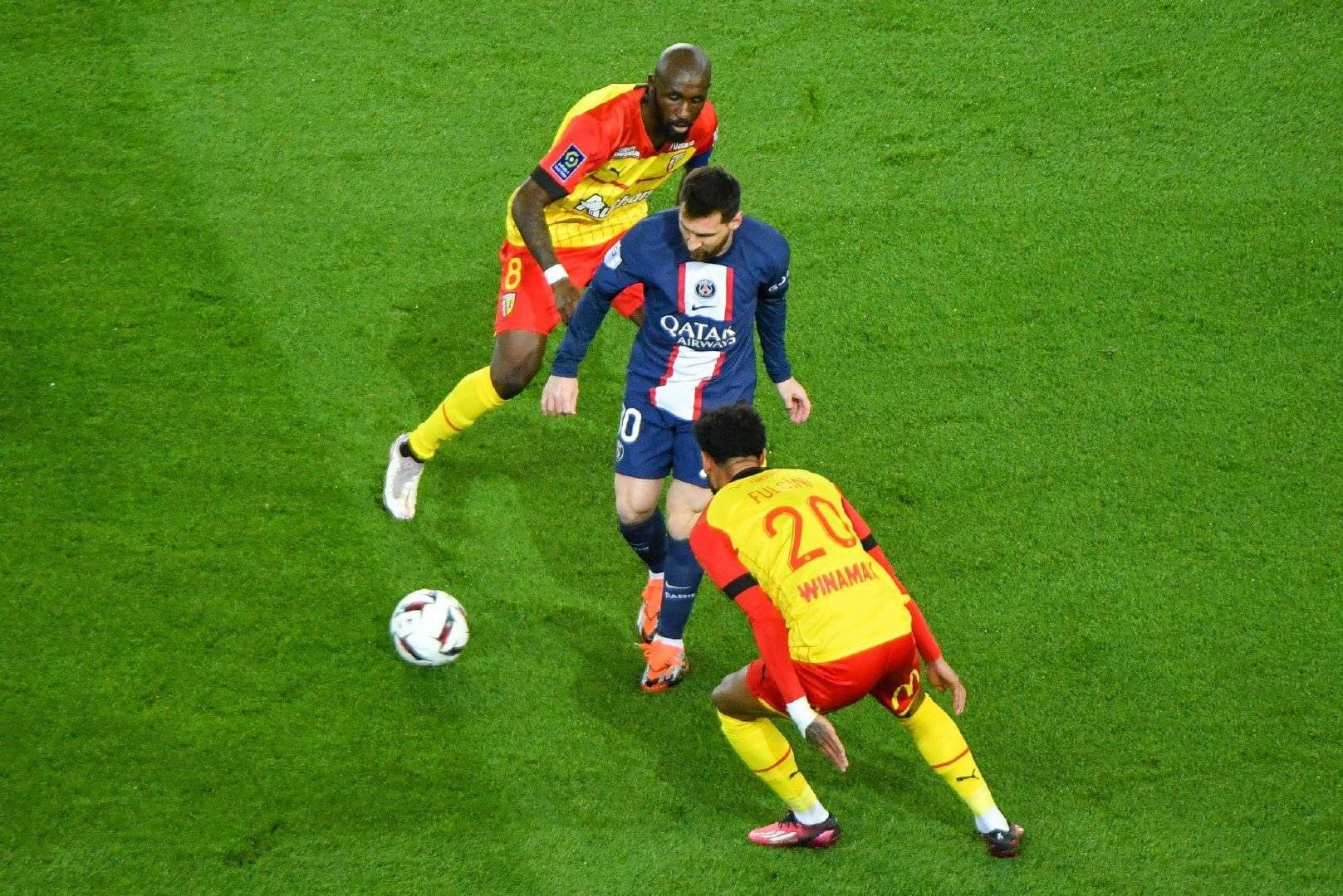 开云-郎斯主场大胜，保持中游稳定位置，气势如虹的简单介绍