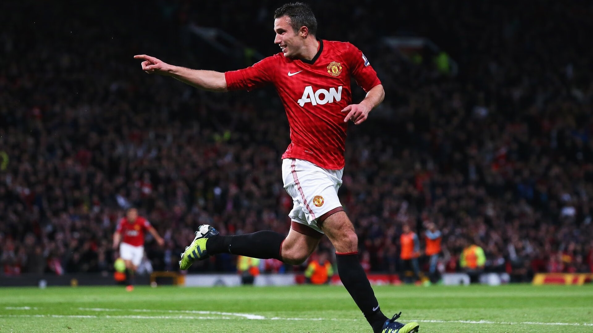 皮克硬仗之王本色再现，加纳战神级表现助球队稳稳拿下曼城！