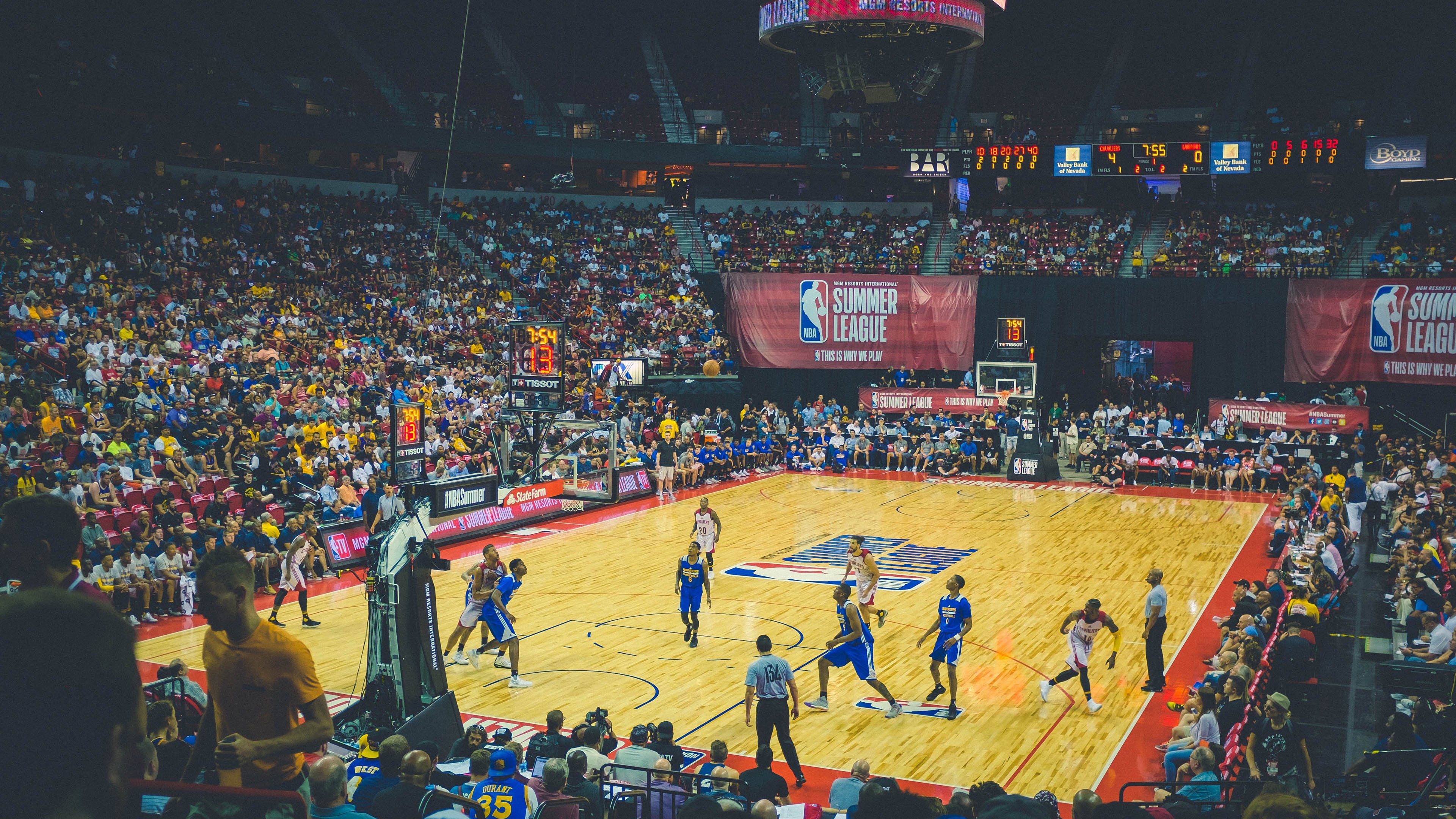 战栗的篮筐，当文班亚马的指尖改写胜负，骑士的铁骑为何哑火？