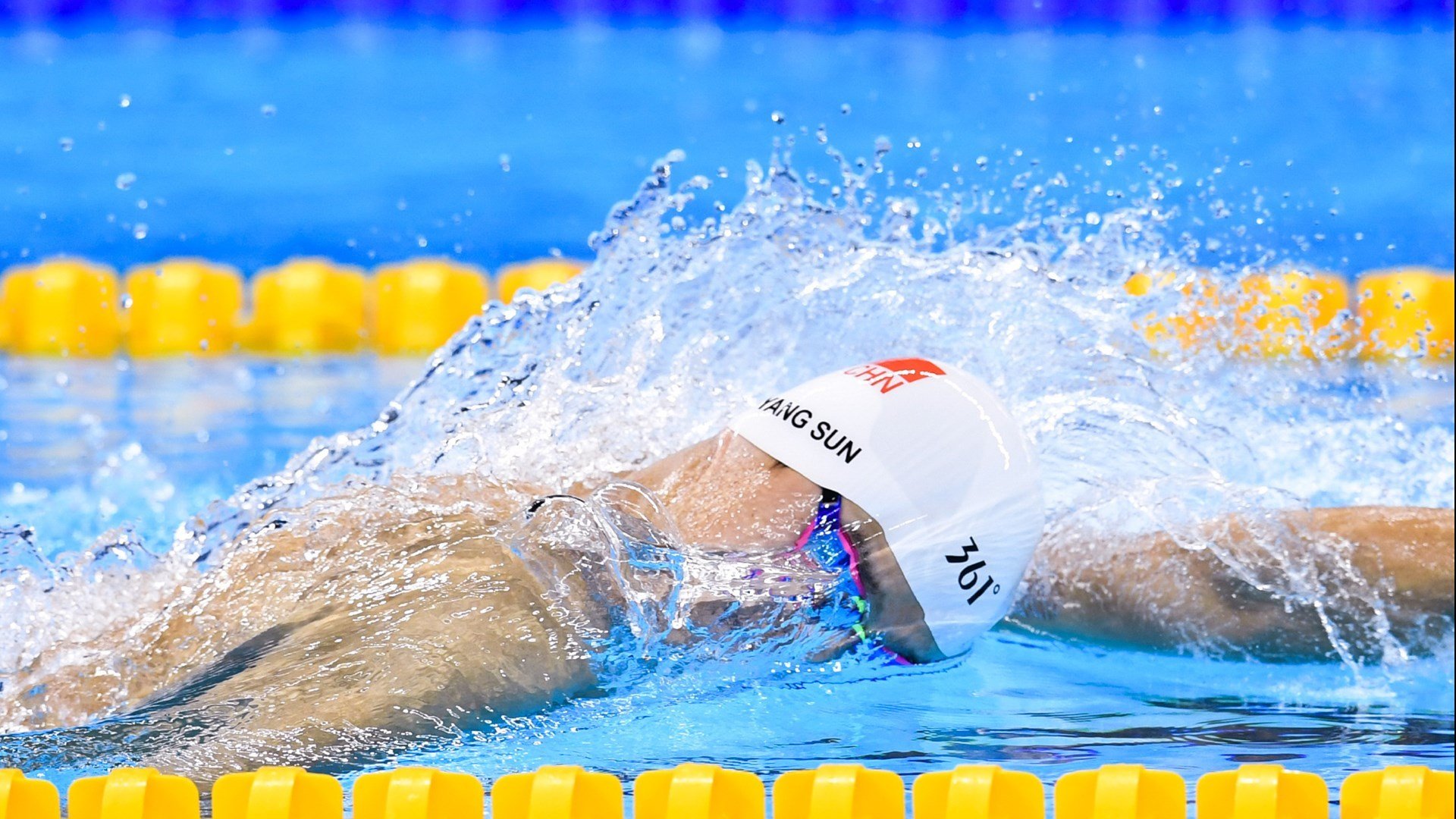 破晓时分与黄昏挽歌,京多安的爆发与黄色潜水艇的钢铁意志